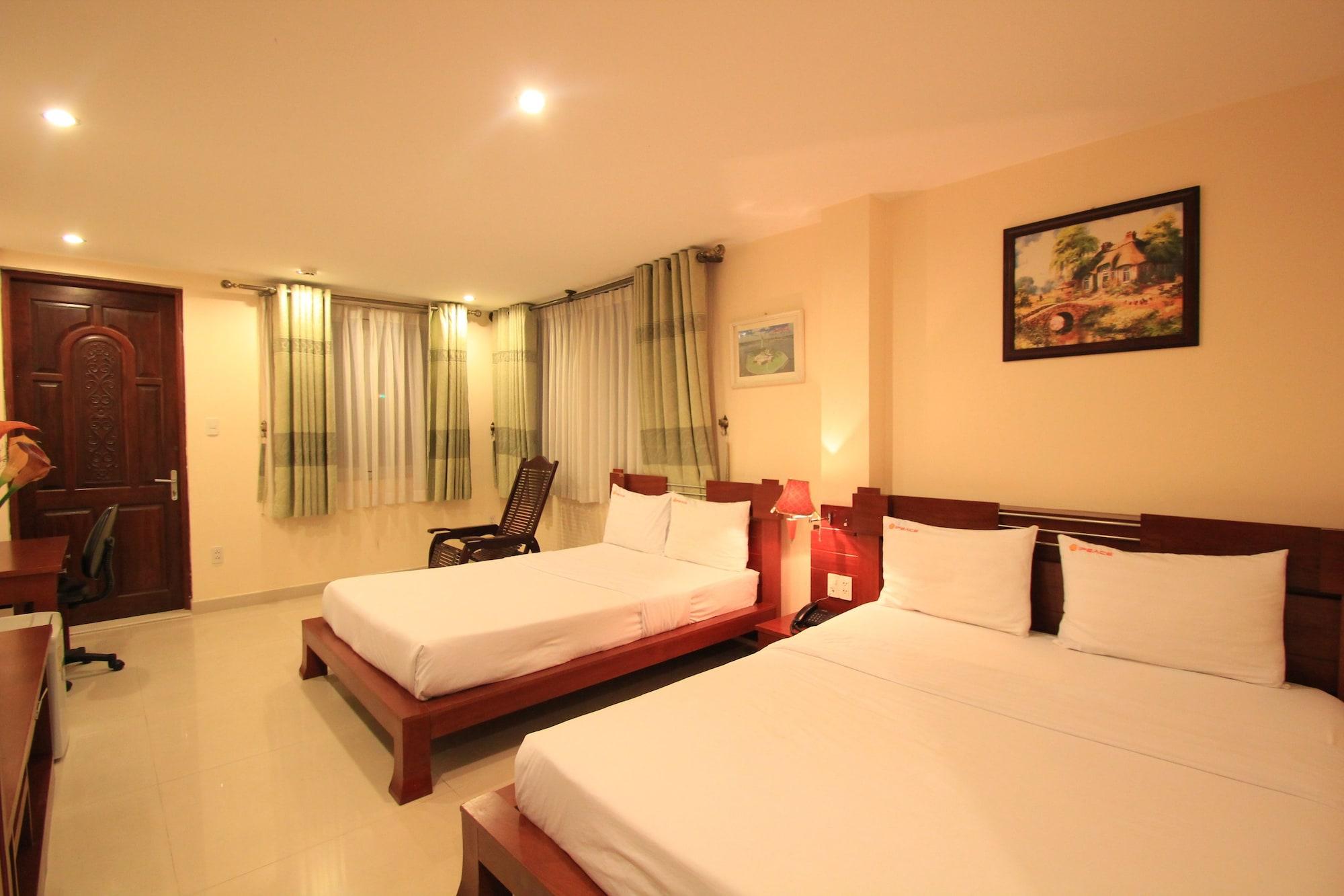Ipeace Hotel - Bui Vien Walking Street Ho Chi Minh City Bagian luar foto