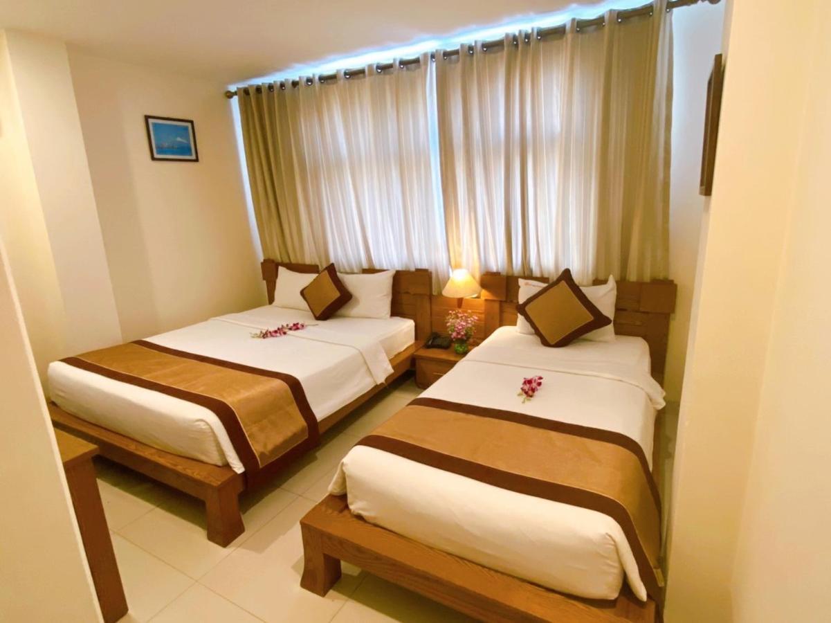 Ipeace Hotel - Bui Vien Walking Street Ho Chi Minh City Bagian luar foto