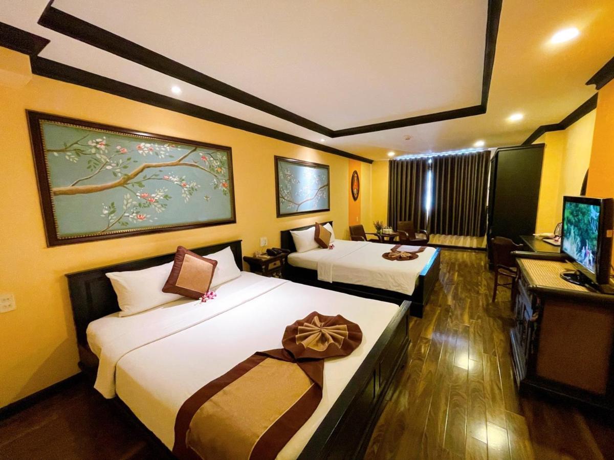 Ipeace Hotel - Bui Vien Walking Street Ho Chi Minh City Bagian luar foto