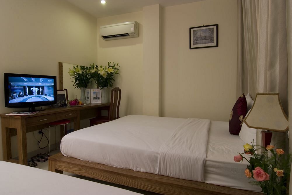 Ipeace Hotel - Bui Vien Walking Street Ho Chi Minh City Bagian luar foto