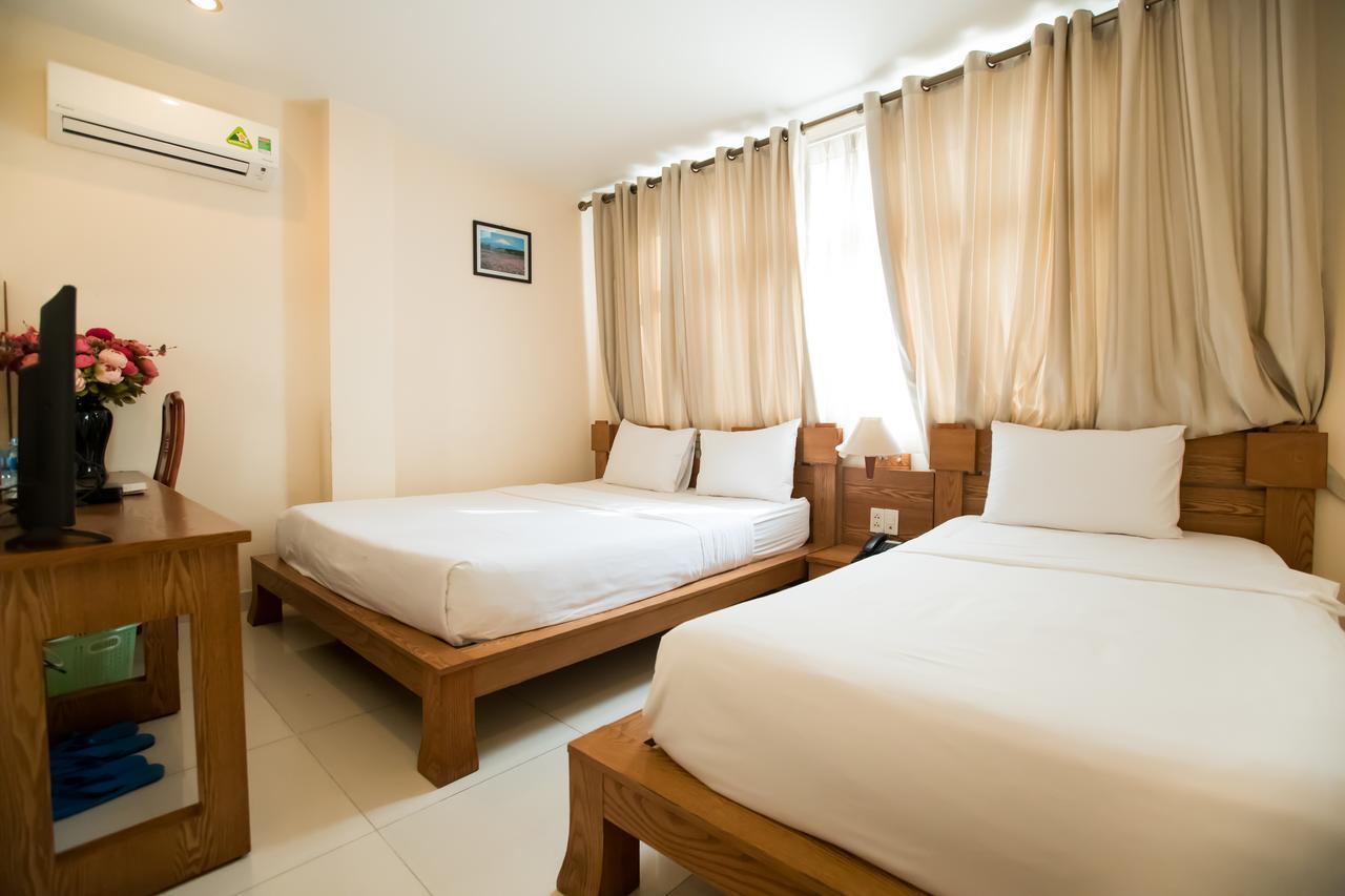 Ipeace Hotel - Bui Vien Walking Street Ho Chi Minh City Bagian luar foto