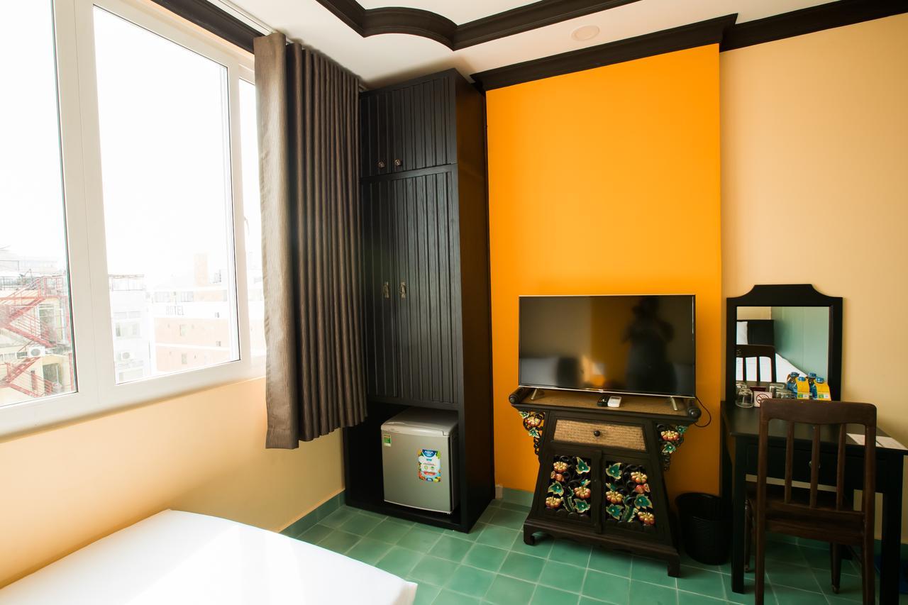 Ipeace Hotel - Bui Vien Walking Street Ho Chi Minh City Bagian luar foto