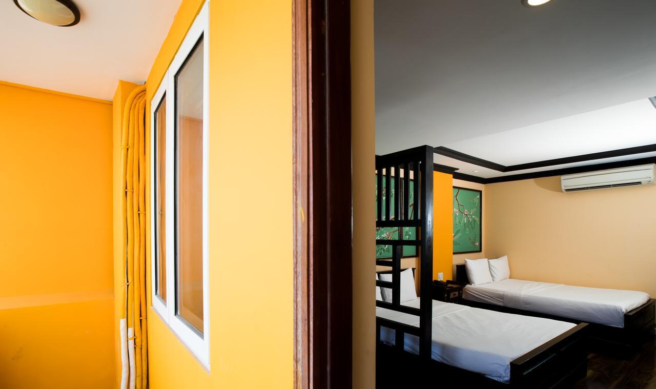 Ipeace Hotel - Bui Vien Walking Street Ho Chi Minh City Bagian luar foto